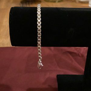 Tiffany & Co. Venetian Link (Box) Bracelet with extra links.